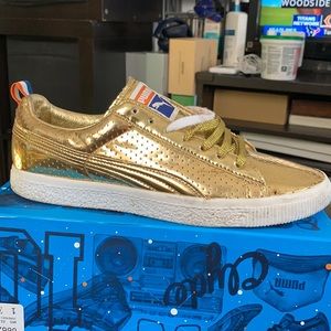 CLYDE FRAZIER GOLD PUMAS